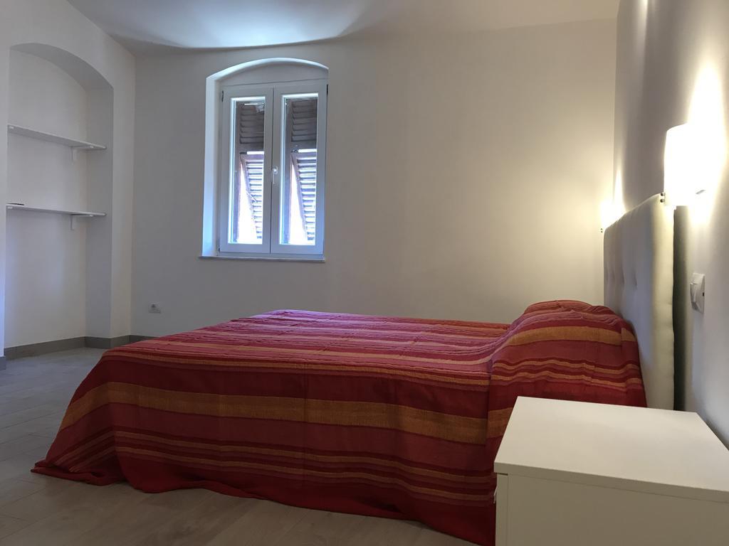 Guest House Montenegro La Spezia Eksteriør billede